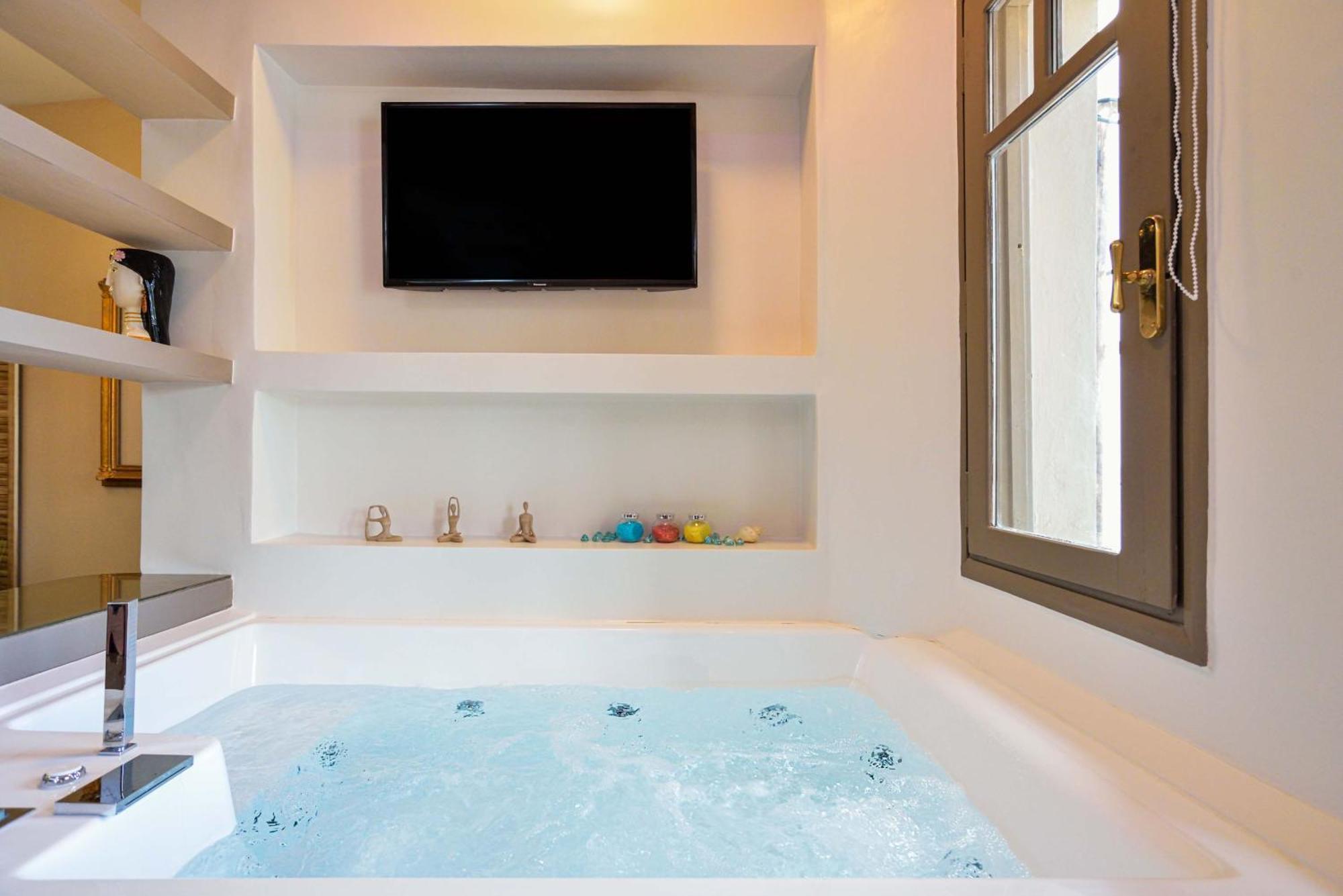 East Seafront Suite Ханя Екстериор снимка